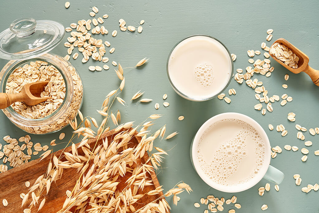 Haferflocken mit Hafermilch